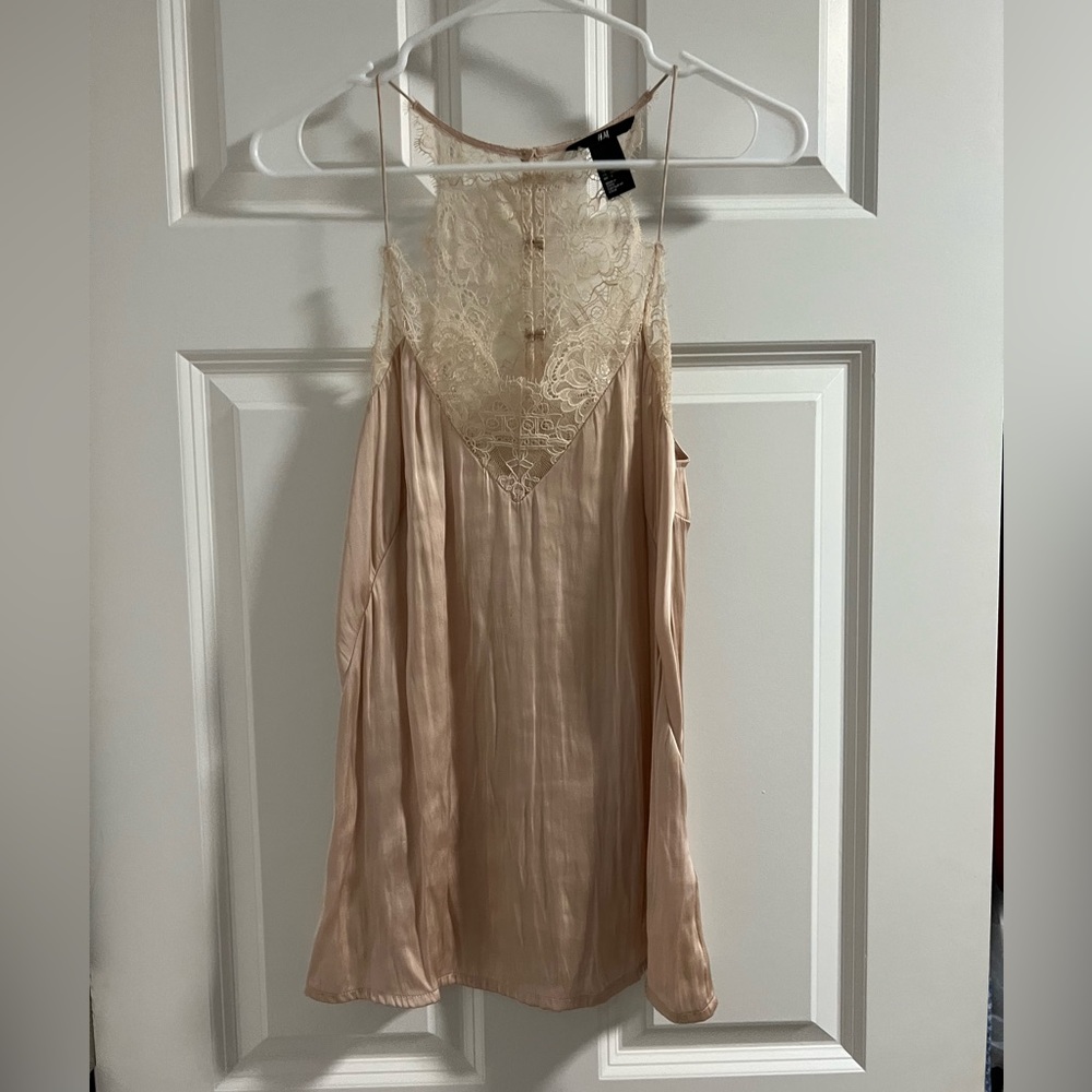 H&M silky top